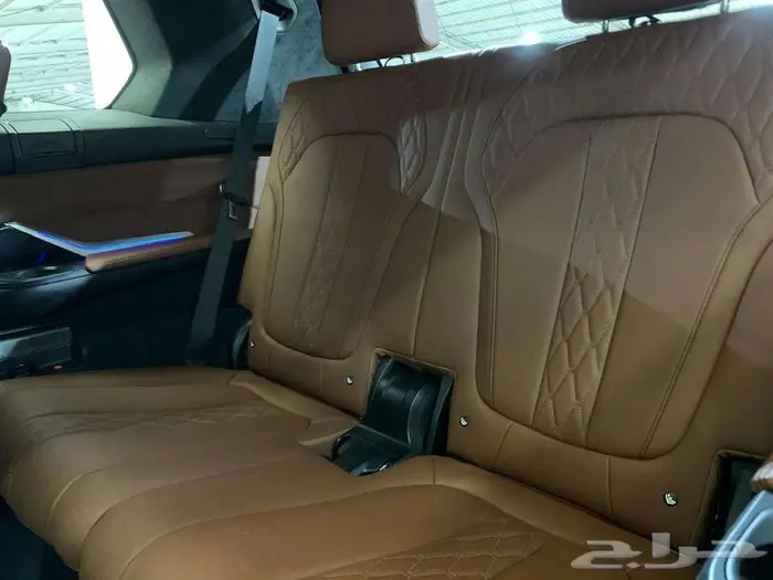 بي ام دبليو X7 2022 32