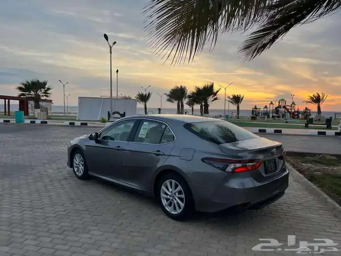 كامري 2023 مخزن تيتانيوم ستاندر مطور عداد 13 الف وكالة 5