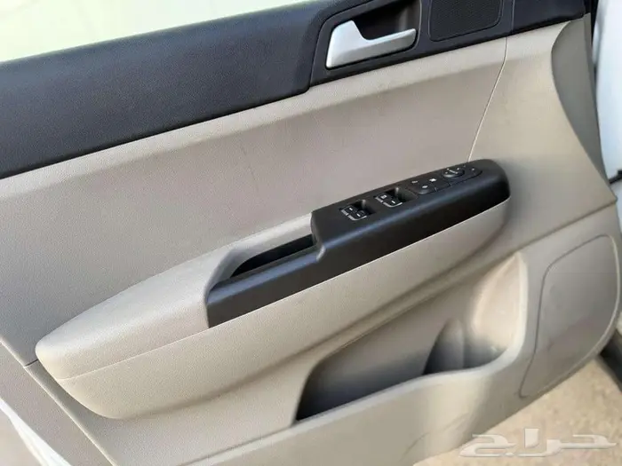 كيا سبورتاج 2.4 دبل موديل 2022 ممشي 137 الف كيلو بدي بلد 18