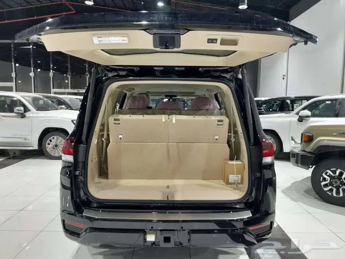 جي اكس ار L4 بريمي ديزل 2024 اللون اسود 9