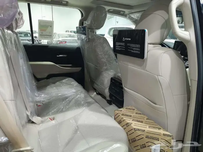 جي اكس ار L4 بريمي ديزل 2024 اللون اسود 19