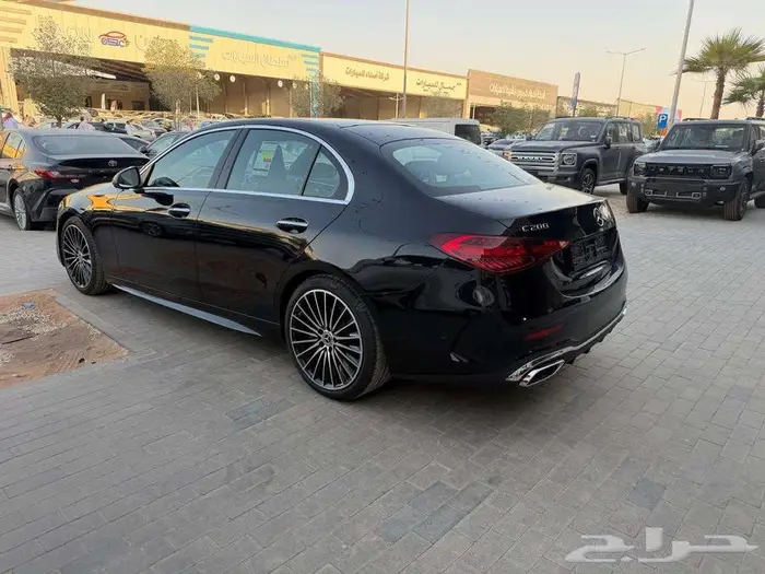 عرض خاص مرسيدس C200 موديل 2025 بطاقة جمركية بالتقسيط 8