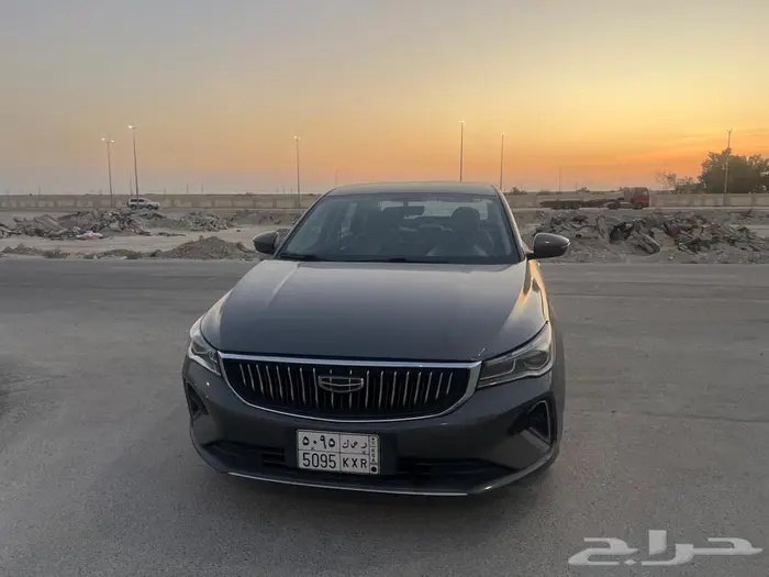 2023 جيلي أمجراند 8