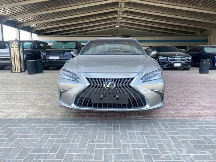 لكزس ES 350 DD فل كامل 2025 - الساير كويتي.. 14