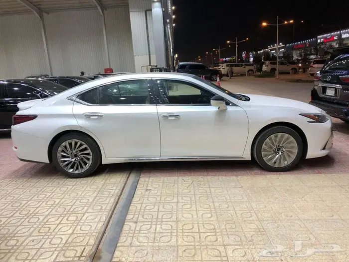 لكزس ES350 CC بريمي 2025 كاش واقساط 11