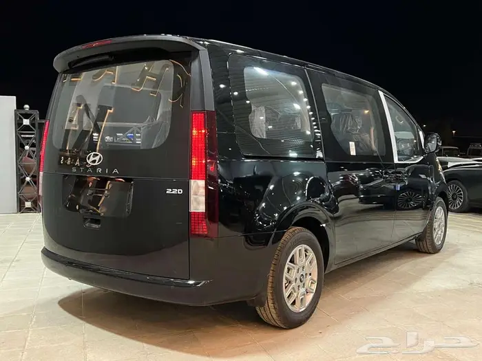 هيونداي ستاريا 2026 _ ( ركاب _ بضاعة ) _ديزل - بنزين 3