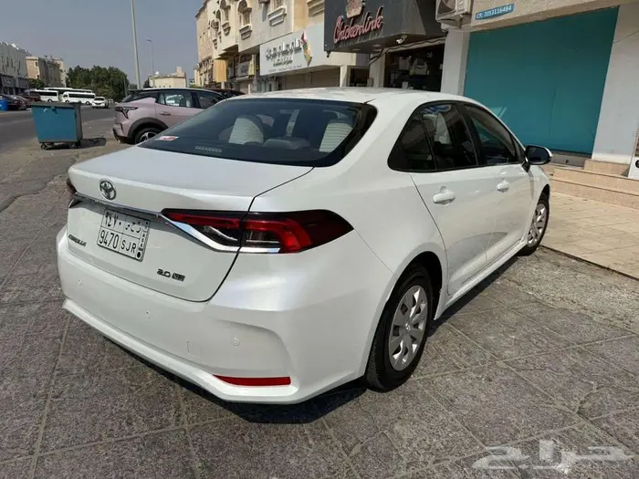 كورولا 2022 العداد 106 ألف مكينه 2.0 بدي وكاله 4