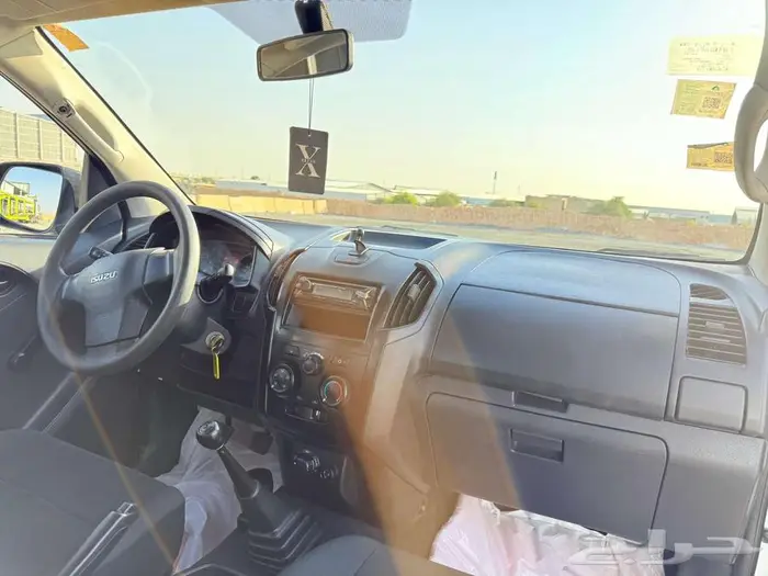 ايسوزو ديماكس 2020 13