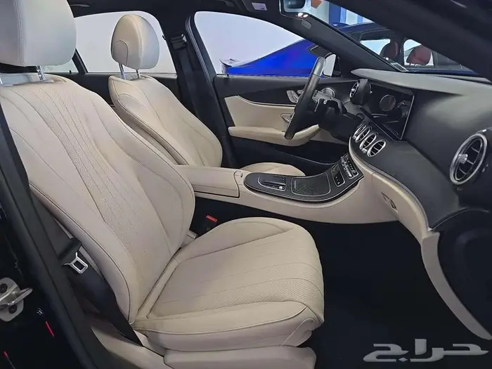Mercedes-Benz E 350 4MATIC Sedan 7
