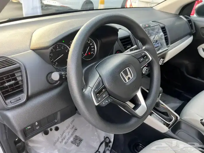 هوندا سيتي ابيض 2024 3