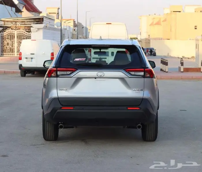 تويوتا راف فور LE4X4موديل 2025 11
