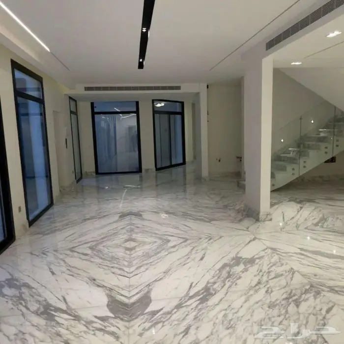 فيلا مميزة للايجار 4