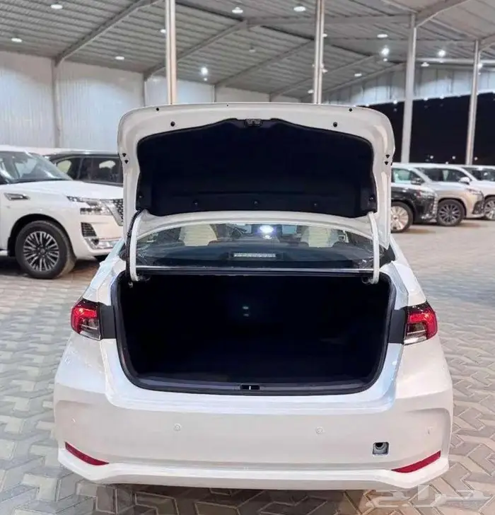 تويوتا كورولا 2.0 مطور بنظام الإيجار المنتهي بالتمليك اقساط 11