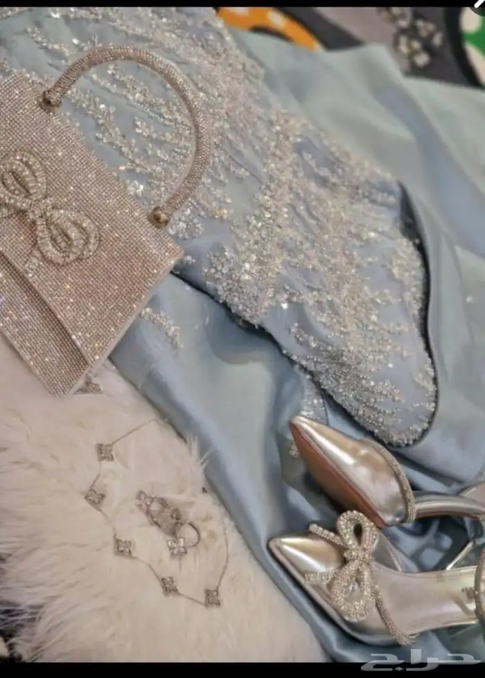 فستان سهرة لبس 5 ساعات فقط البيع عالسوم 3