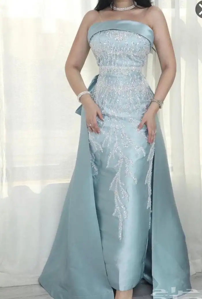 فستان سهرة لبس 5 ساعات فقط البيع عالسوم 0