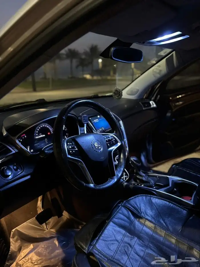 Model Cadillac SRX ODO 228 000 km 8