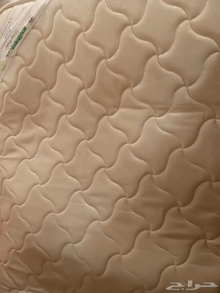 كراسي و اسفنجات مرتبات سرير 1