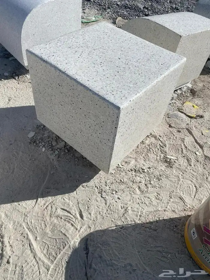 قواعد خرسانية-مصدات خرسانية-كراسي حدائق 6