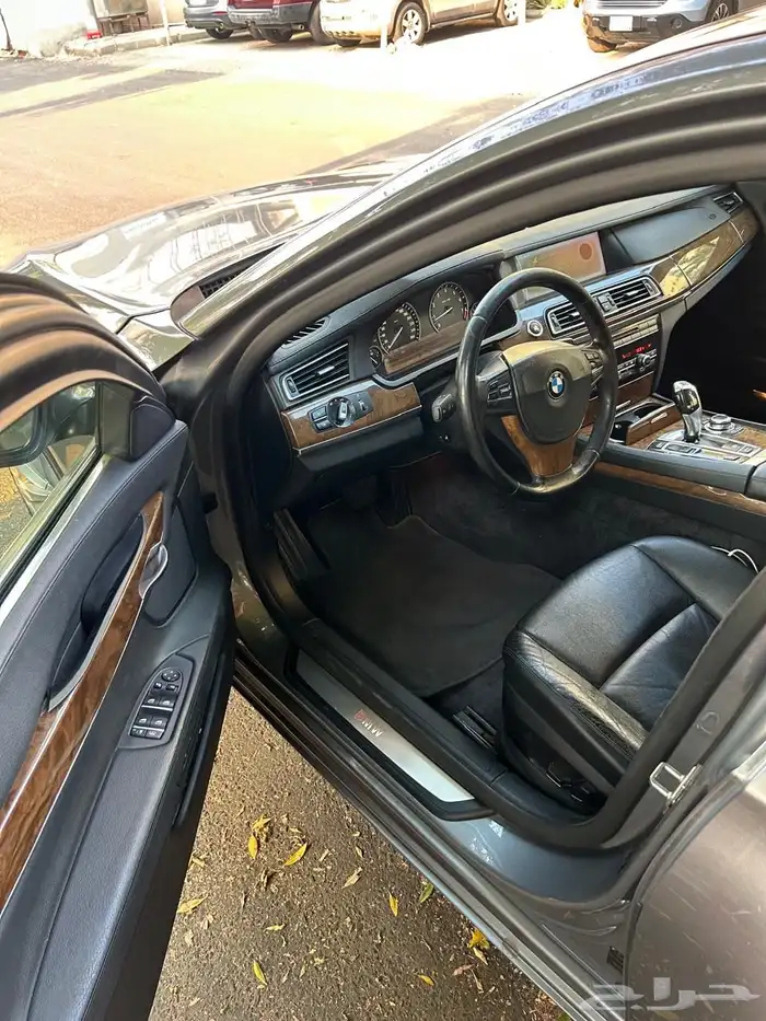 بي ام دبليو 740Li 22