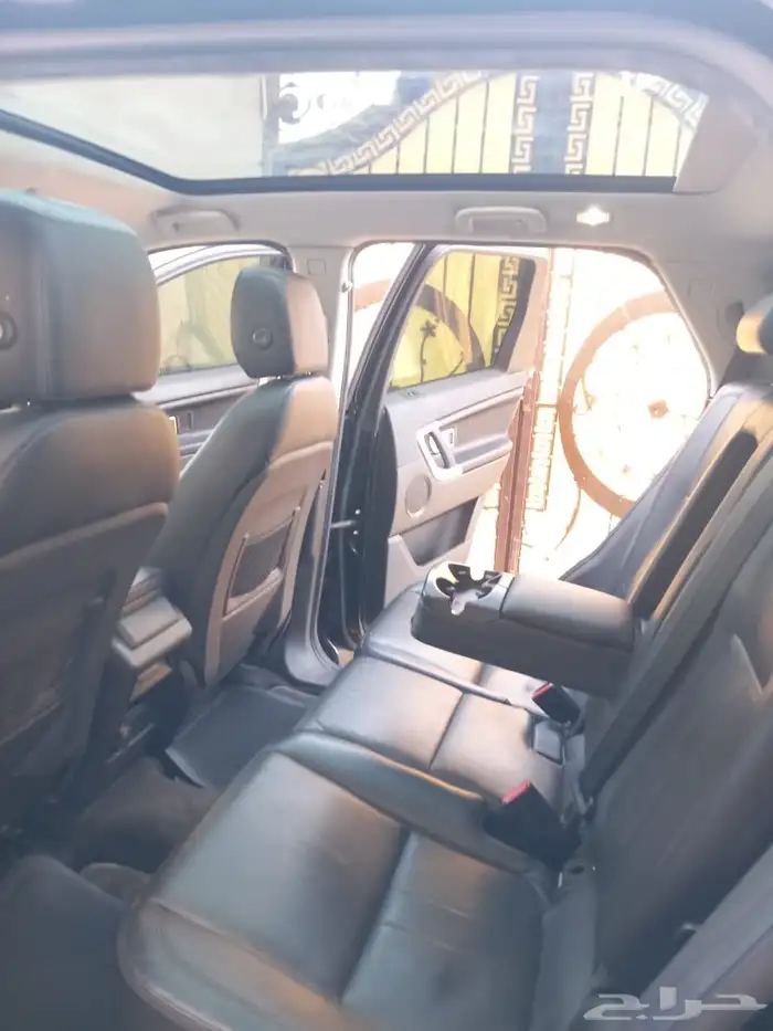 للبيع لاندروفر اسود سبورت دسكفري ديزل موديل 2018 27