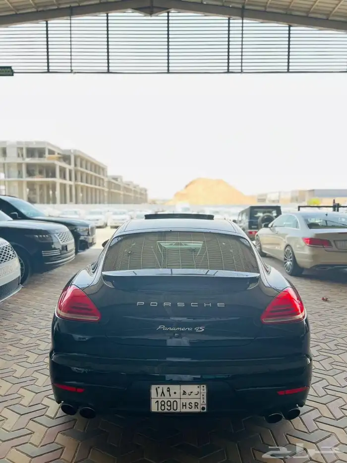 بورش بانيميرا 2014 2