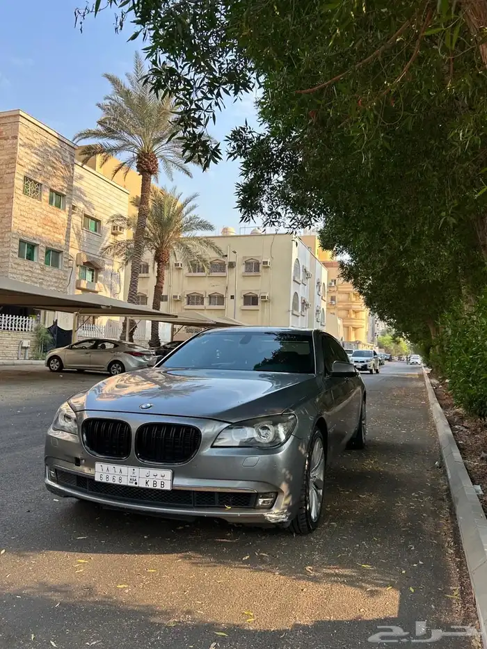 بي ام دبليو 740Li 4