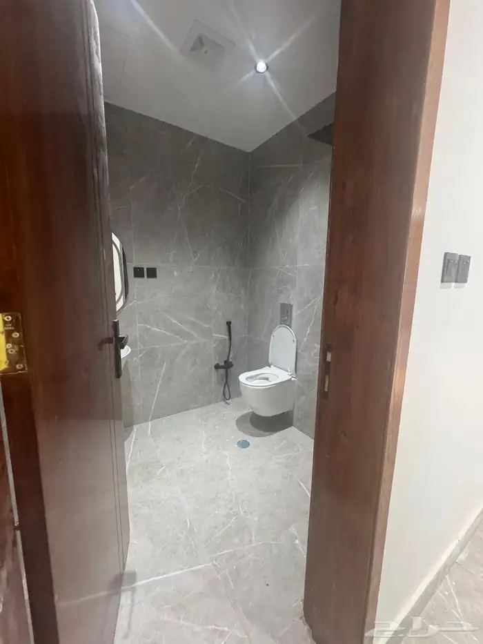 شقه ارضيه حي الصفاء 7