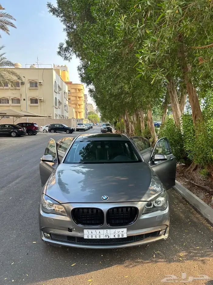 بي ام دبليو 740Li 2