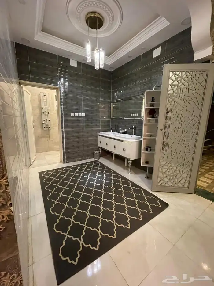 شقة سكنية فاخرة مجهزة بالكامل ع الحزام خلف البساتين مول 7