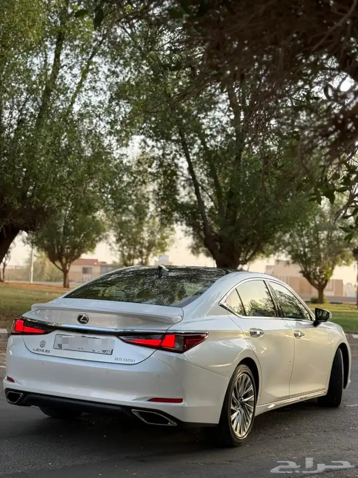 لكزس ES350 CC بريمي 2024 3