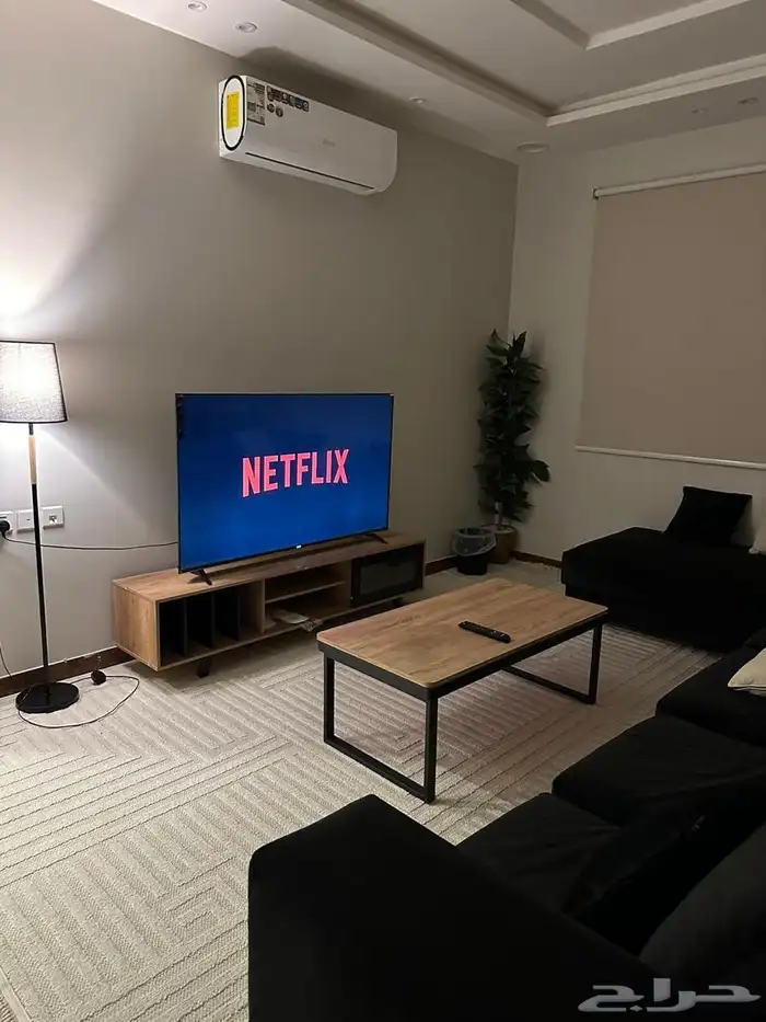 شقة للايجار حي العارض 12