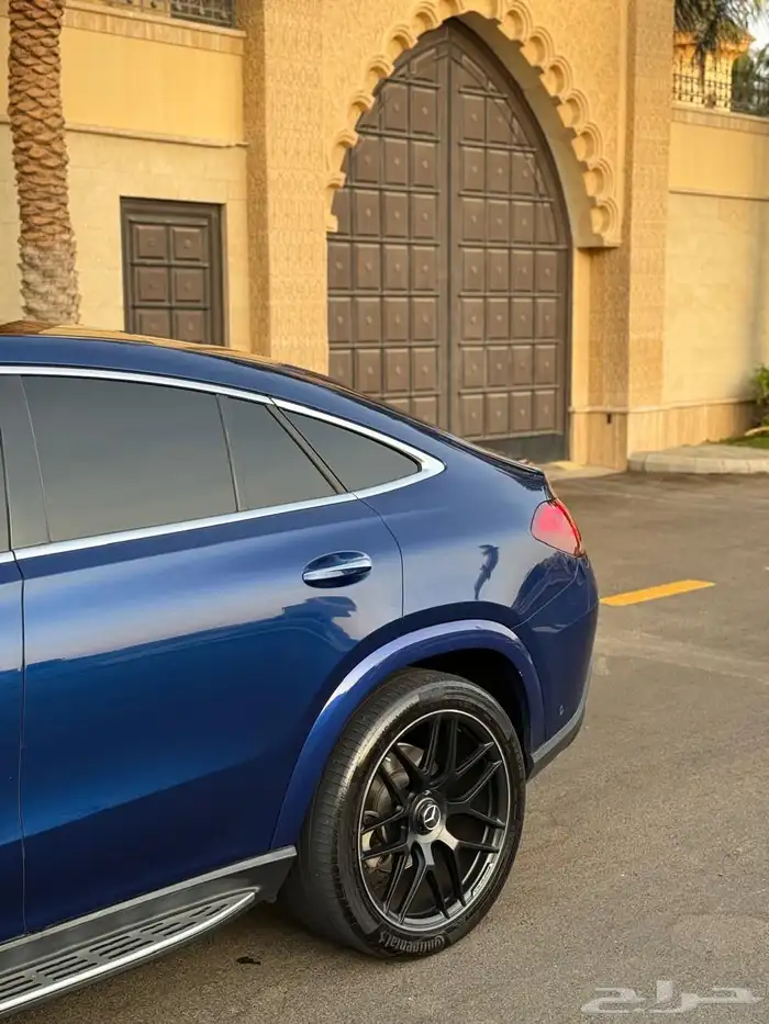 مرسيدس GLE450 2021 نايت بكج - بحالة الوكالة 3