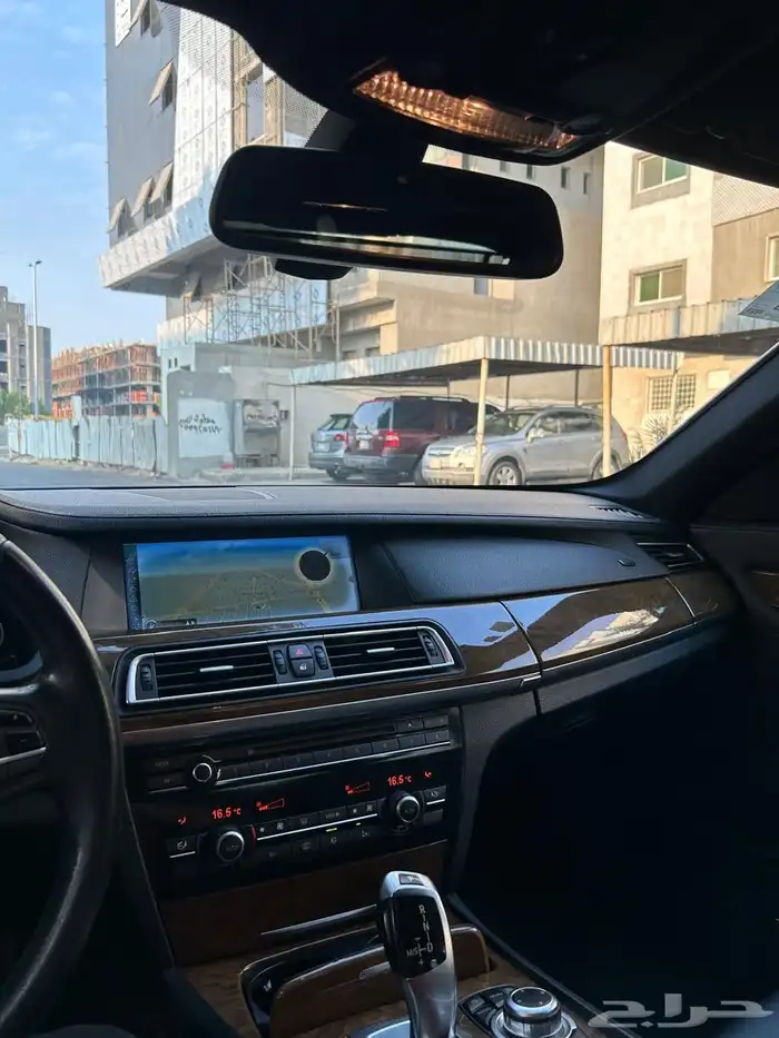 بي ام دبليو 740Li 17