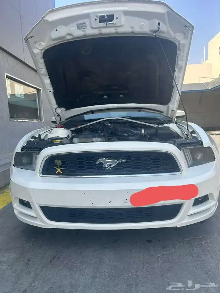 بسم الله سياره موستنج للبيع موديل 2013ماكينه 6سلندر 0