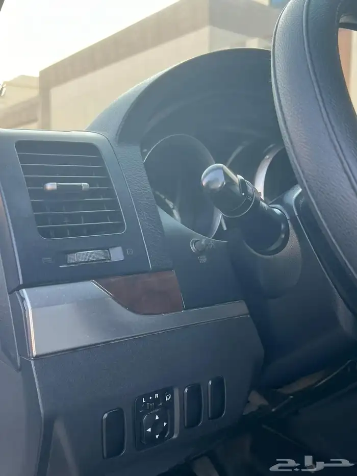 ميتسوبيشي باجيرو ربع 2014 9