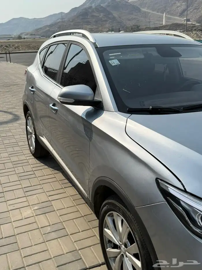 ام جي زد اس 4