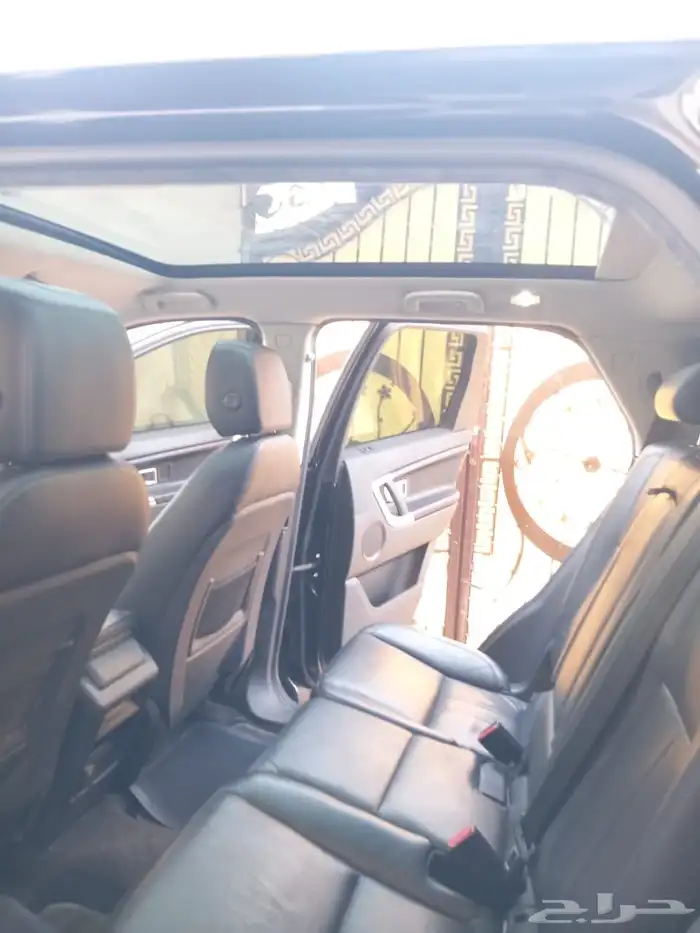 للبيع لاندروفر اسود سبورت دسكفري ديزل موديل 2018 44