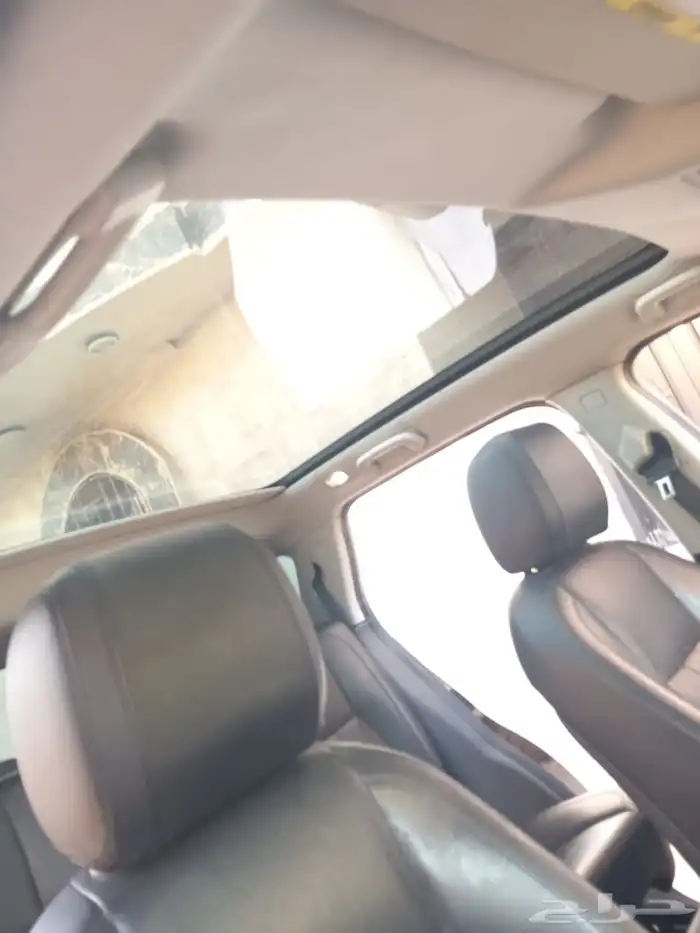 للبيع لاندروفر اسود سبورت دسكفري ديزل موديل 2018 36