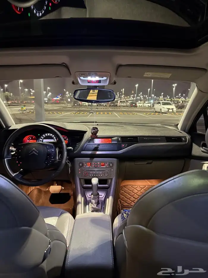 ستروين c5 بحالة الوكالة مالك أول من الوكالة 11