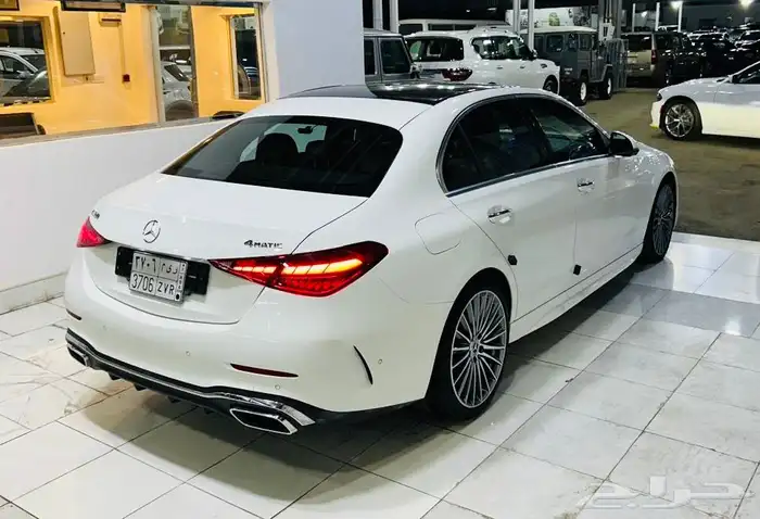 Mercedes C300 model 2023 مرسيدس 14