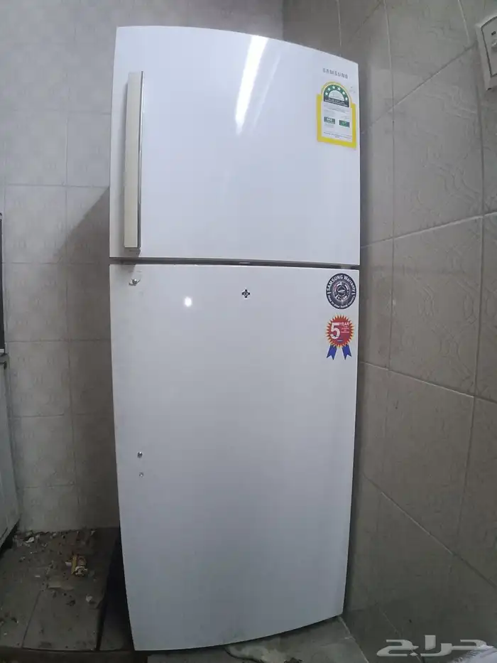 للبيع ثلاجه كبيره فريزر و تبريد 0