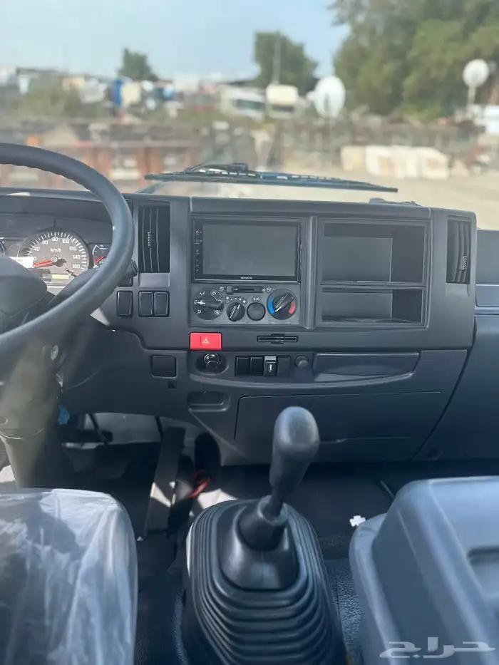 شاحنه ايسوزو 9.5طن FSR 2025 10