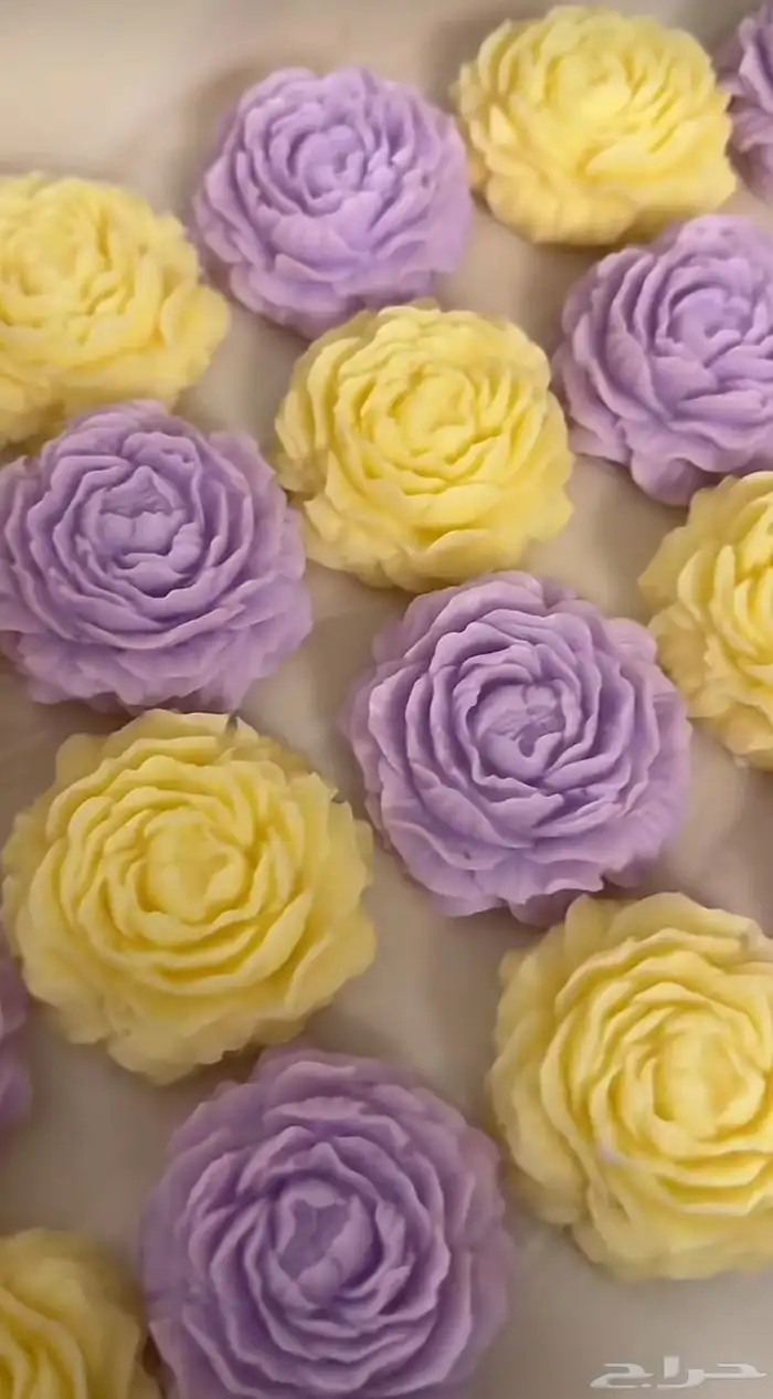 تاق شمعي تعليقه معطره شموع حسب الطلب جميع المناسبات 10