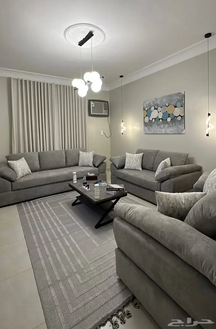 كنب استخدام شهر واحد فقط بسعر مغري 1350ريال 10