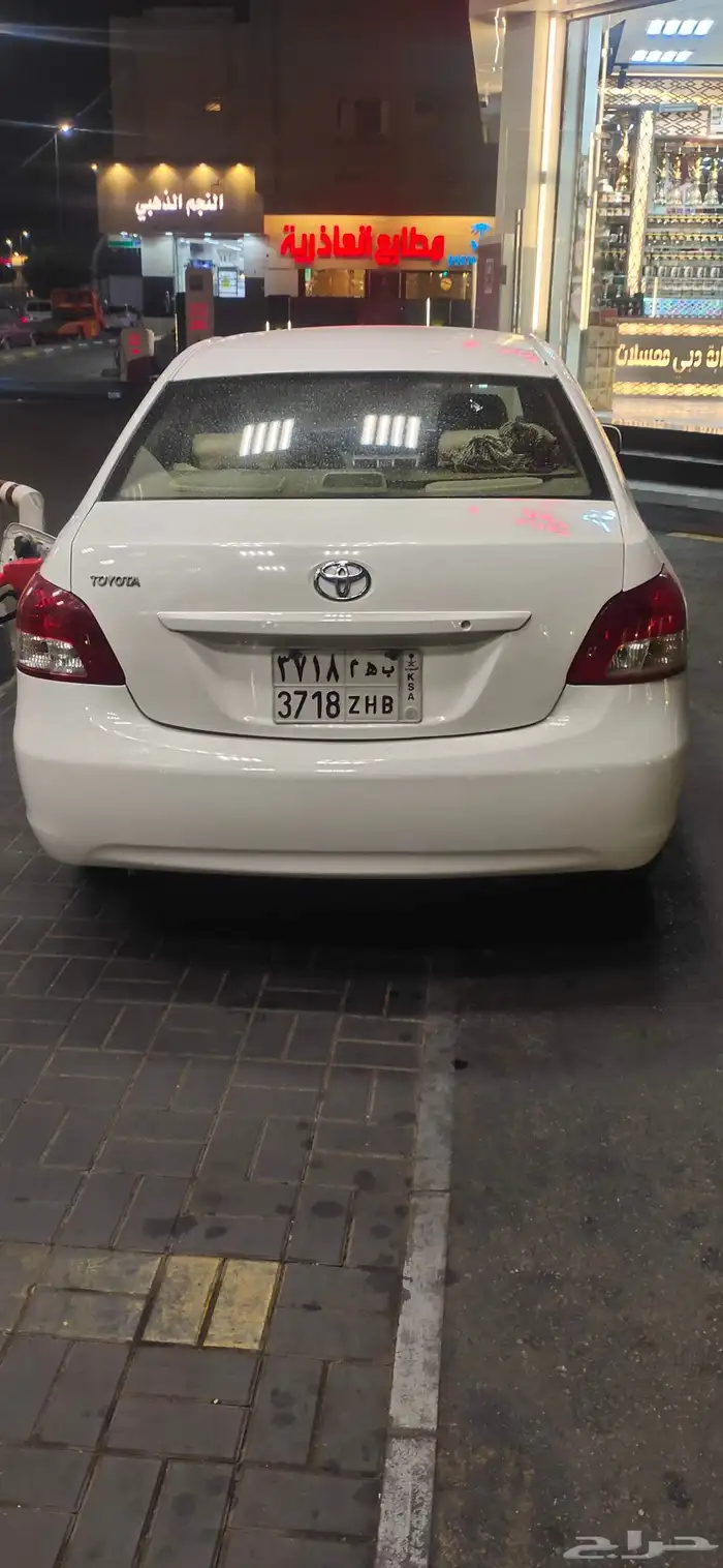 toyota yares modal 2013 0