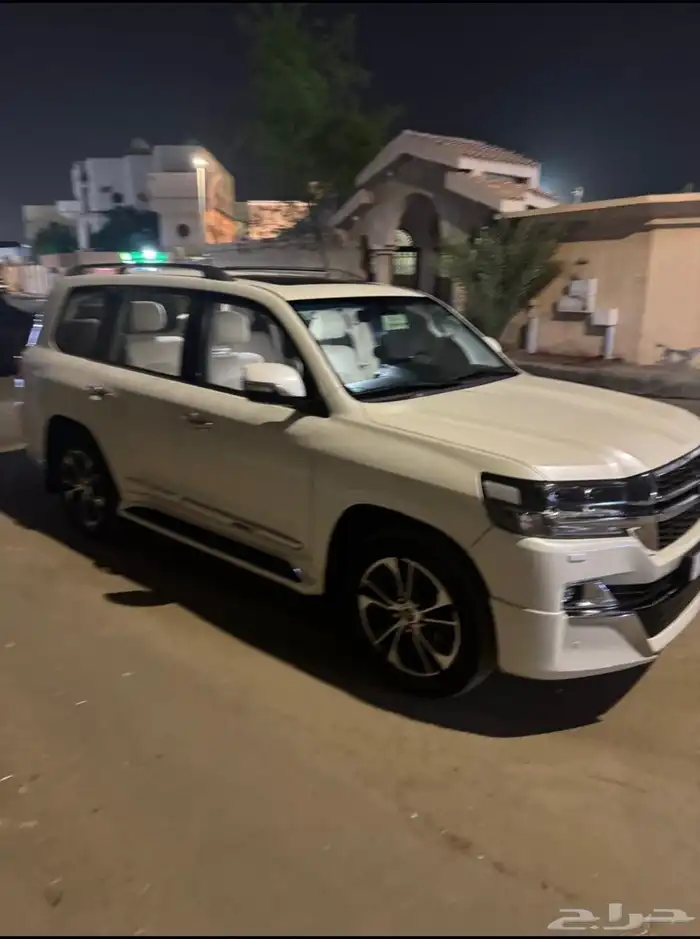 جيب موديل 2021 ثمانية سلندر جي إكس أر Grand Ting ماشي 86 الف 9