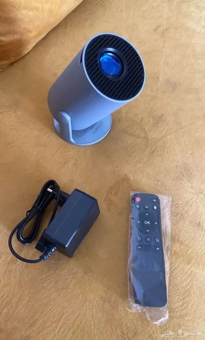 بروجكتر سمارت -4K مشاهده دقه اصليه  HD.فل  مع كل اغراضة 1