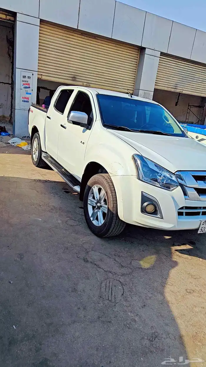ايسوزو ديماكس غمارتين LS 2018 ديزل تيربو مكينه كبير 3.0 41