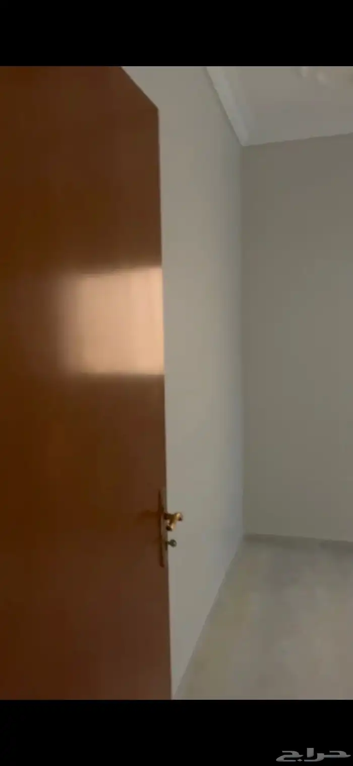شقة نظيفة جدا للايجار حي الجامعيين 1