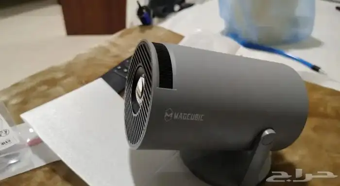 بروجكتر سمارت -4K مشاهده دقه اصليه  HD.فل  مع كل اغراضة 5